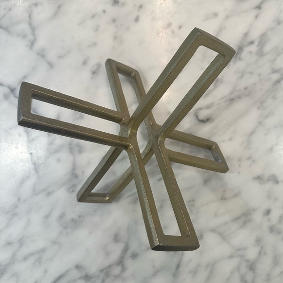 Metallic Gold Cube / Cross Sculpture - Picture 4 of 8